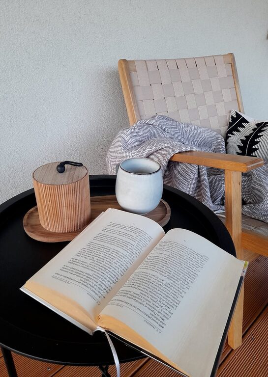 How to Create a Cosy and Inviting Reading Nook at Home